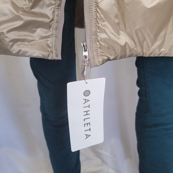 NWT Athleta Summit Coat - Picture 2 of 12